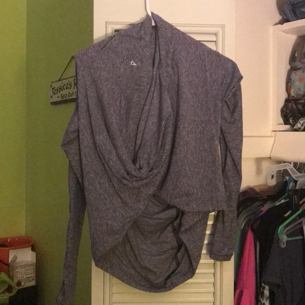 ivivva long sleeved shirt